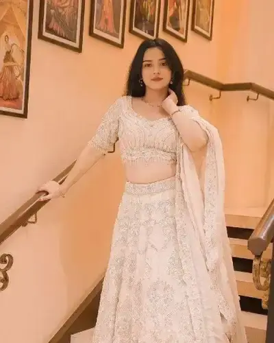 Escort Chakur